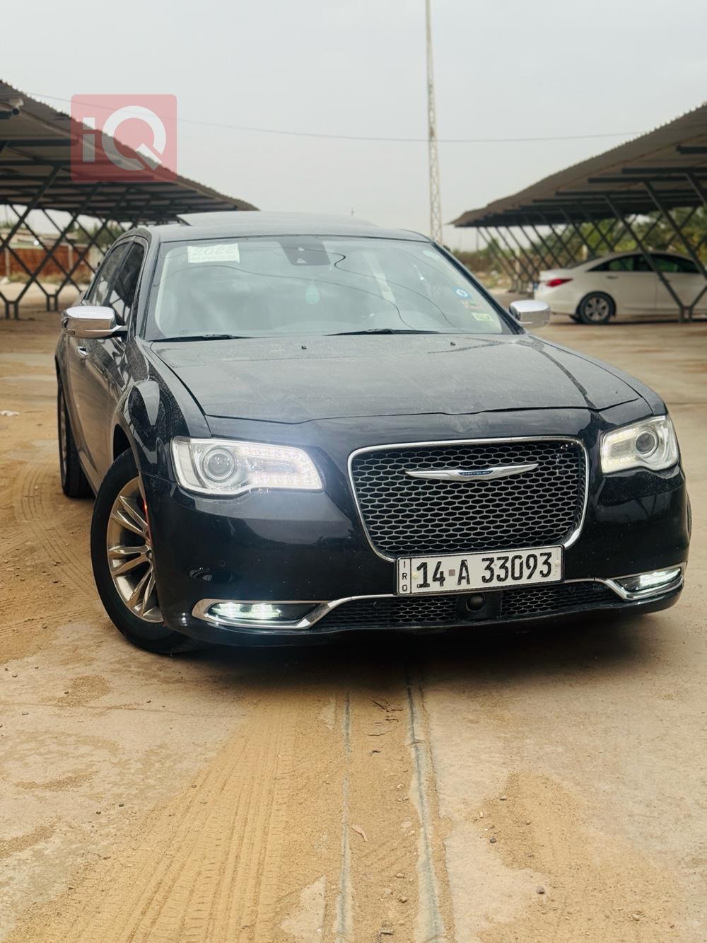 کرایسلەر 300
